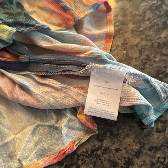 O’neill tropical heart flowy Women's Shorts NWT 27 - Picture 8 of 10